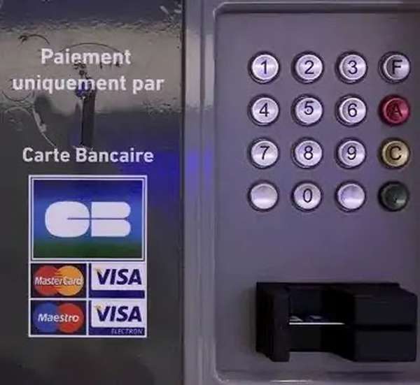フランスからの郵便送り方自動販売機の使い方2020
